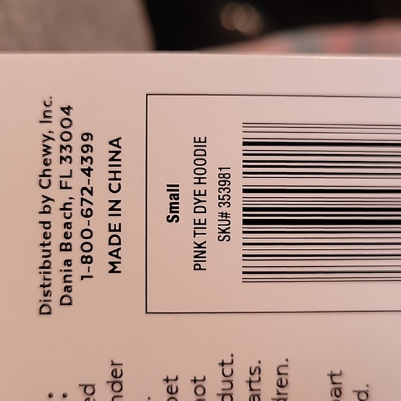 NWT dog or cat hoodie - Picture 4 of 5